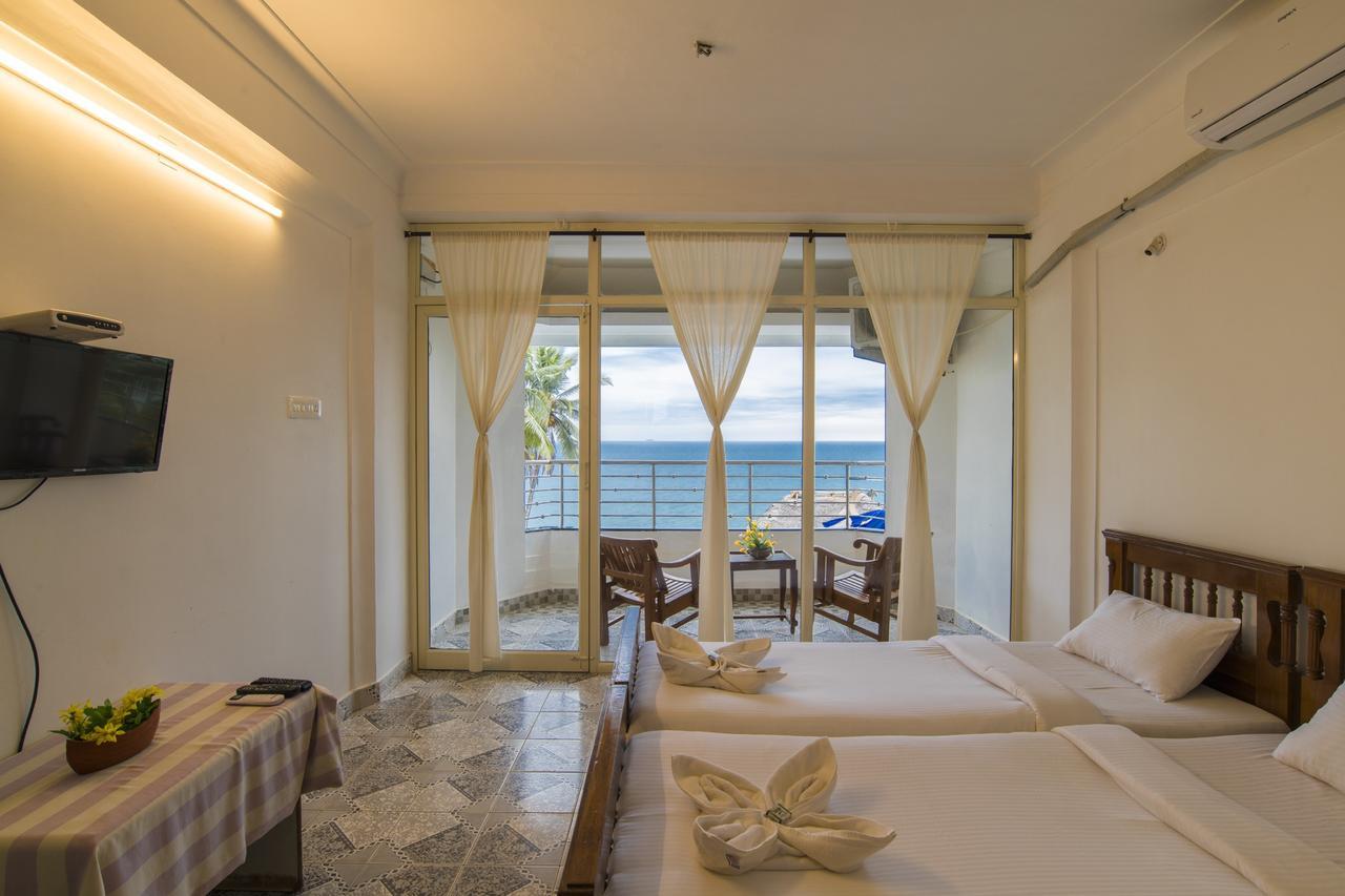 Surya Beach Resort Kovalam Luaran gambar