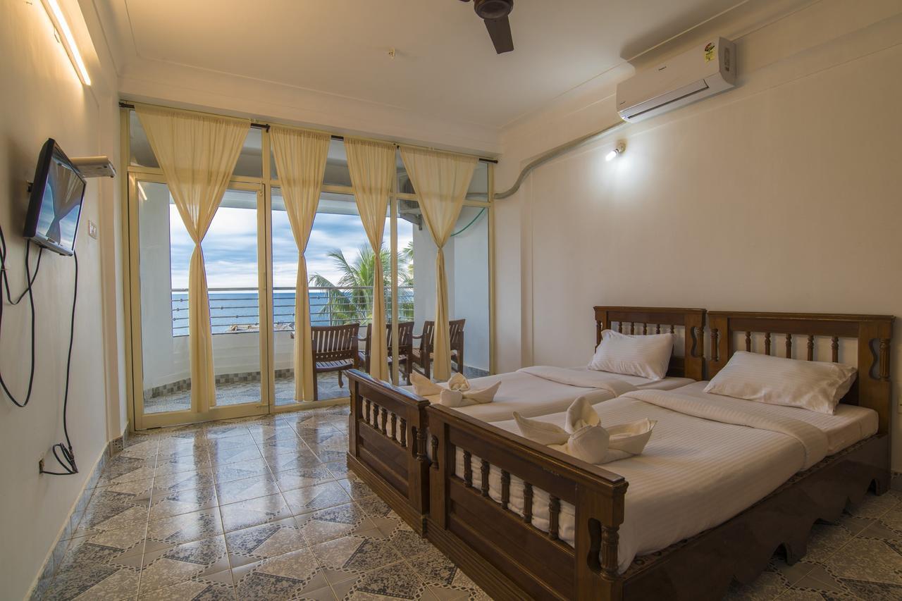Surya Beach Resort Kovalam Luaran gambar