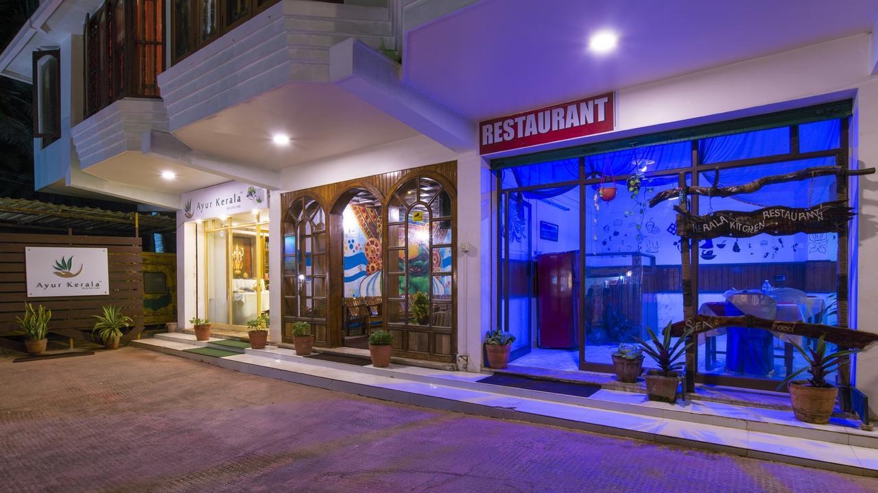 Surya Beach Resort Kovalam Luaran gambar