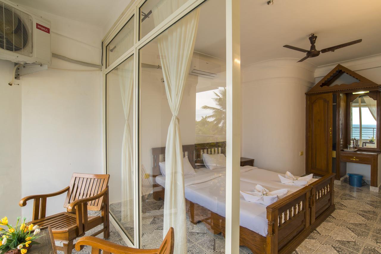 Surya Beach Resort Kovalam Luaran gambar